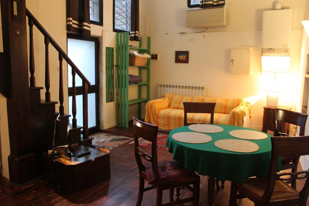 Mimi'S Studios Venetië Kamer foto
